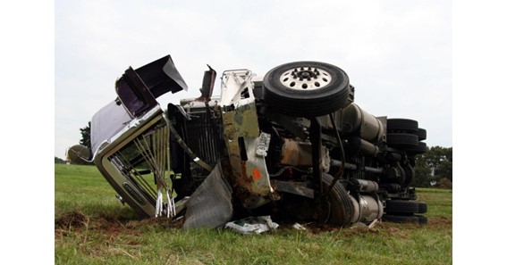 Steps to Take After a Semi Truck Accident